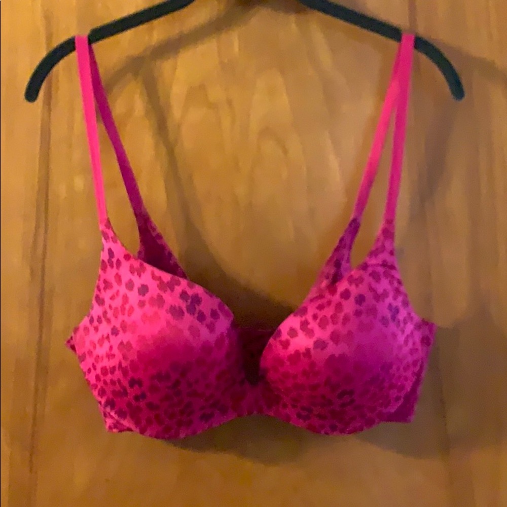 Victoria’s Secret 36D pink leopard push up bra